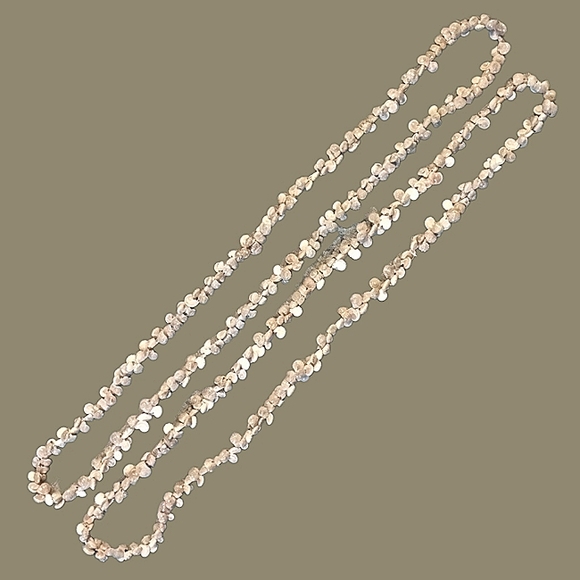 2 Vintage 39" Natural Shell Lei's - Picture 2 of 4